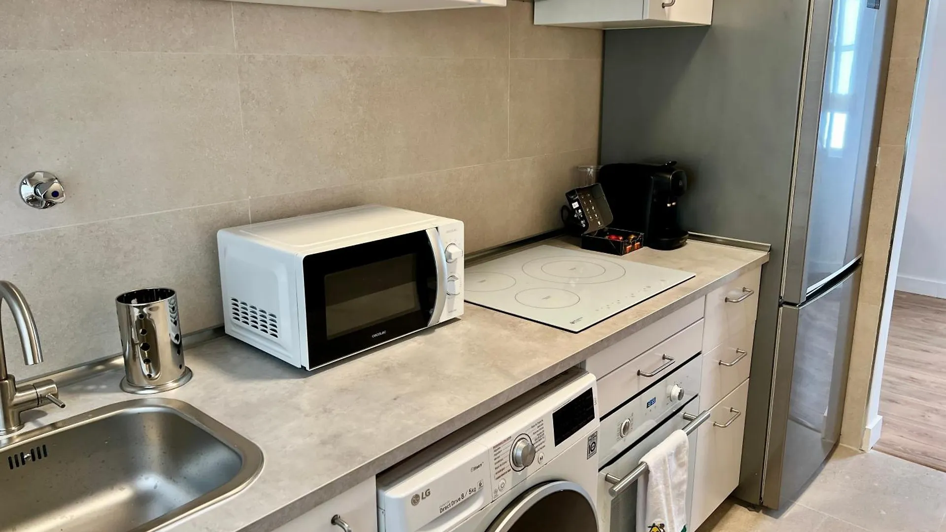 Apartmán La Trinidad Dreams Free Wifi&Ac By Easytrip Màlaga